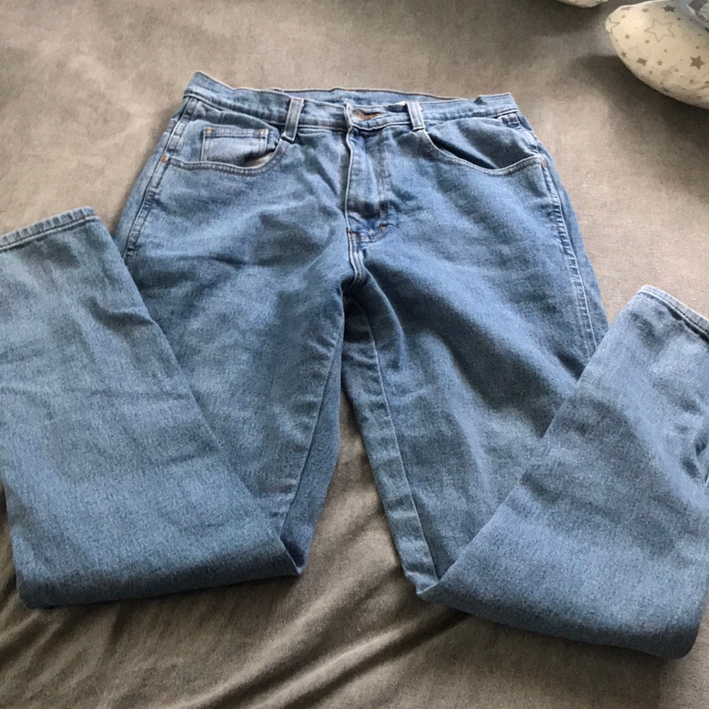High waisted jeans
